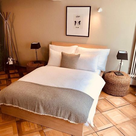 זוג Top City Center Location By Airhome מראה חיצוני תמונה