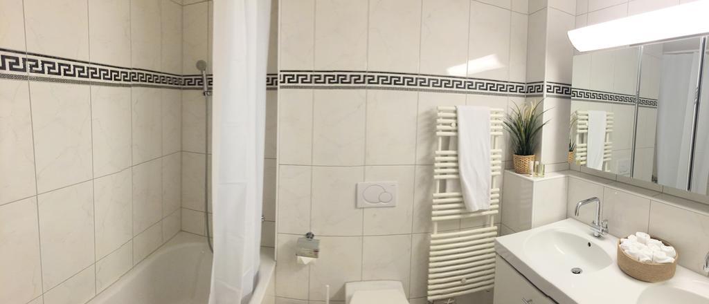 זוג Top City Center Location By Airhome מראה חיצוני תמונה