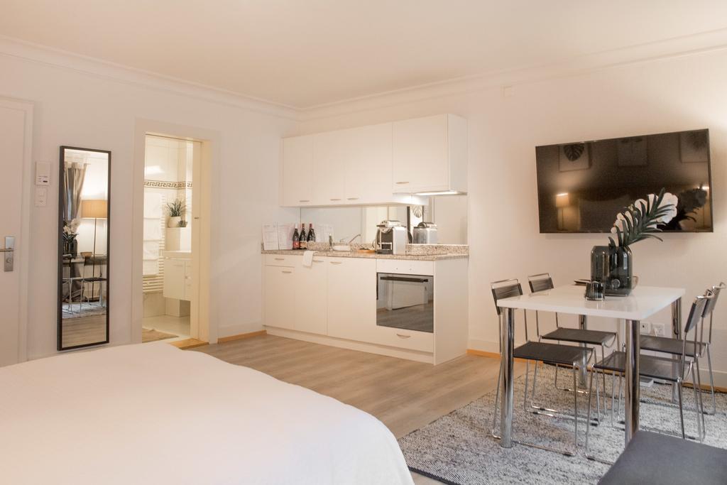 זוג Top City Center Location By Airhome מראה חיצוני תמונה
