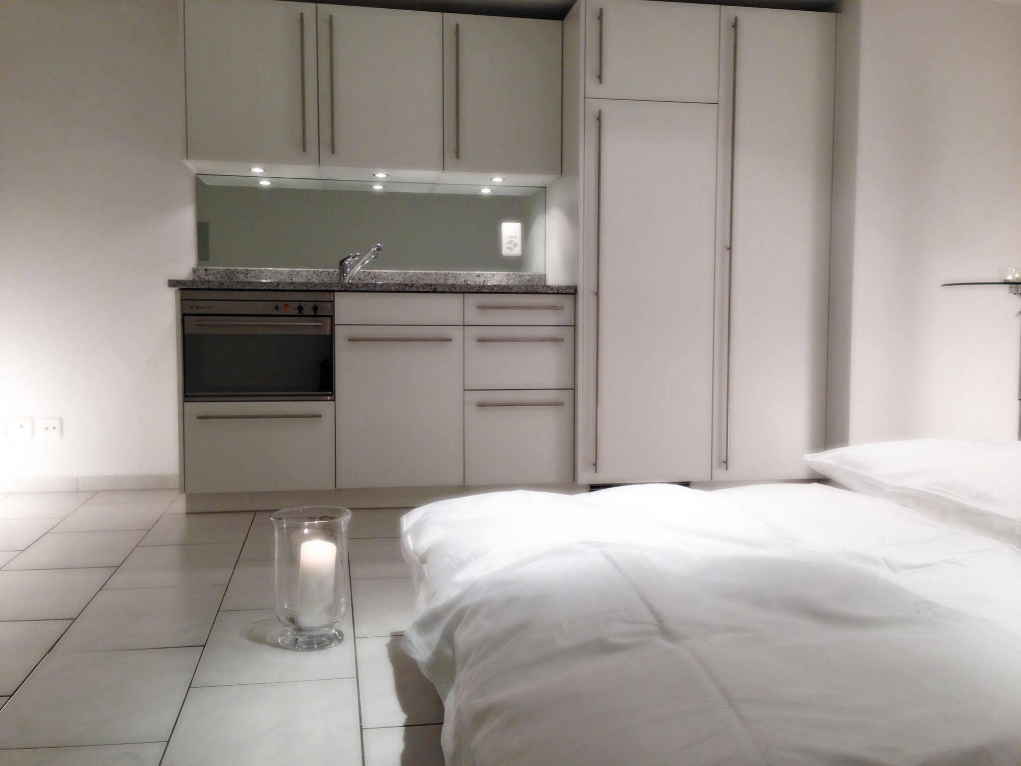 זוג Top City Center Location By Airhome מראה חיצוני תמונה